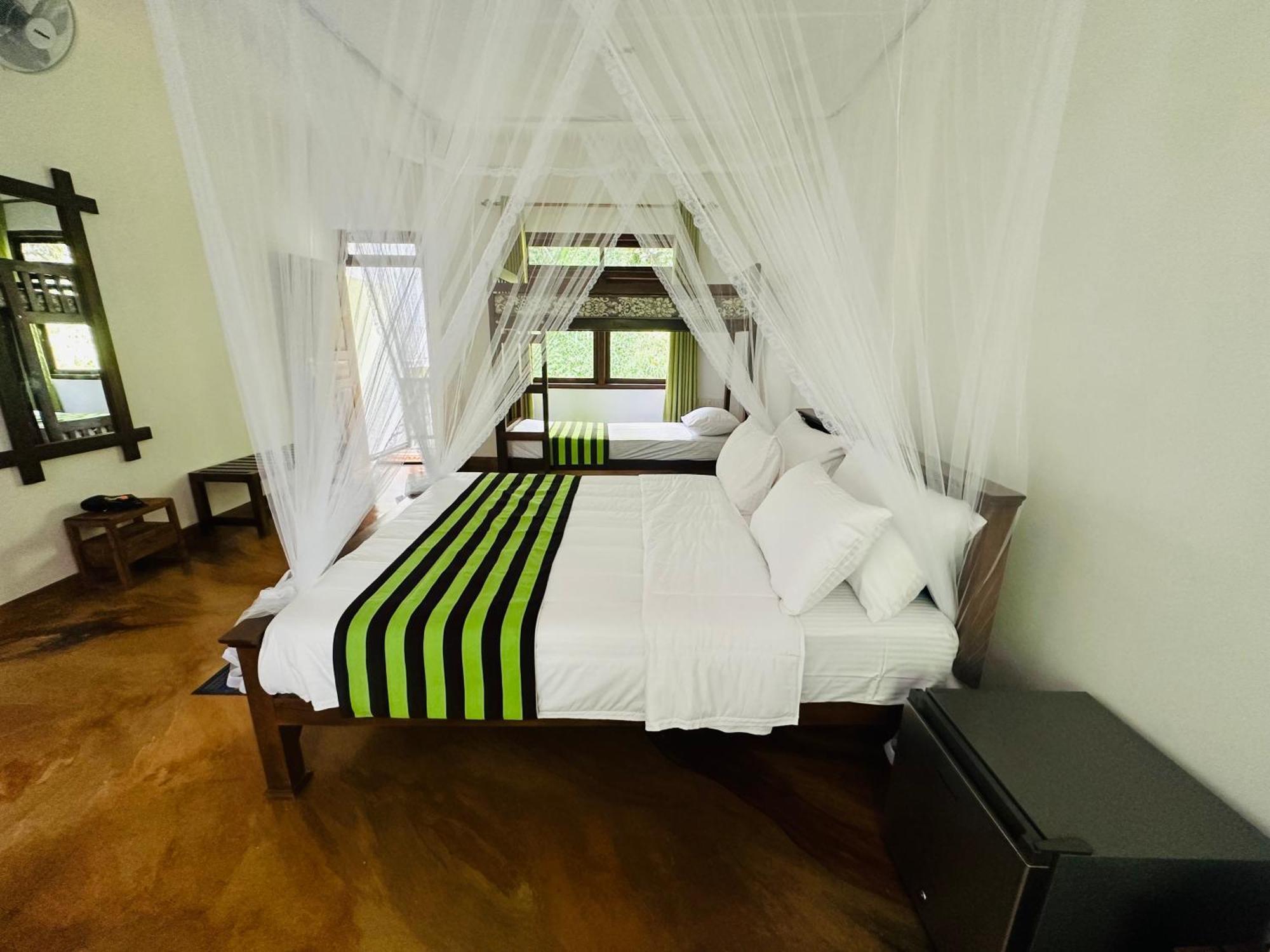 River Splendour Home Stay Елла Екстер'єр фото