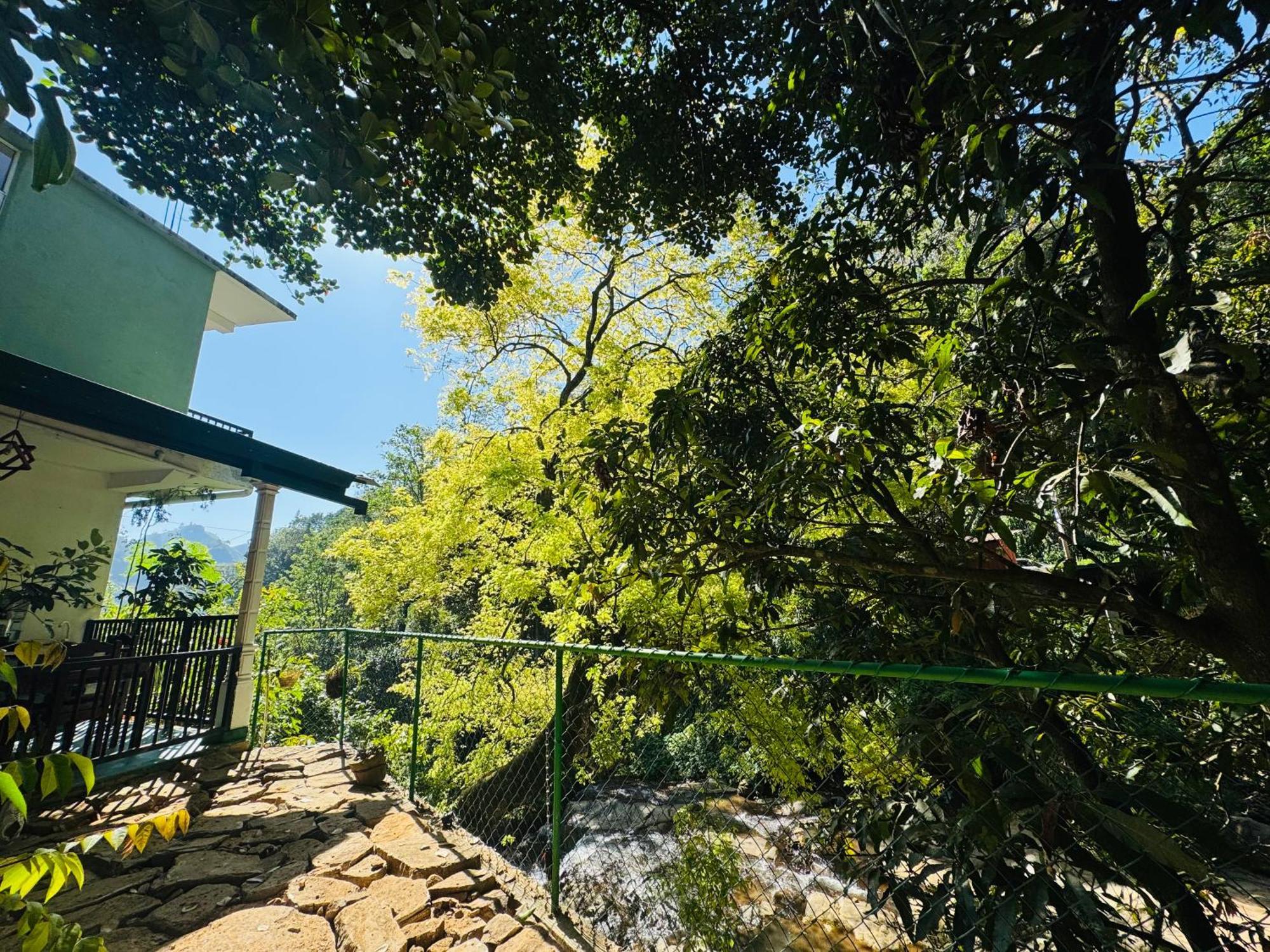 River Splendour Home Stay Елла Екстер'єр фото